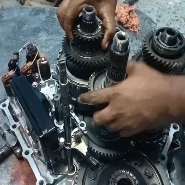 1-Honda-CRV-Gearbox-Overhaul-.jpg
